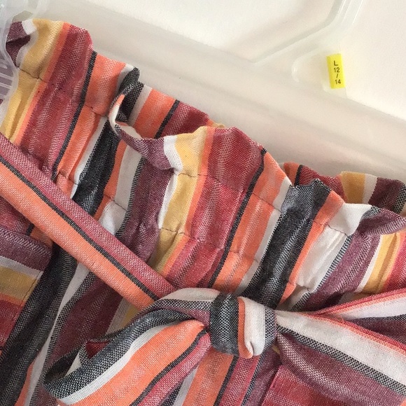 New, never worn SHEIN skirt, size large (8/10) - Picture 5 of 6